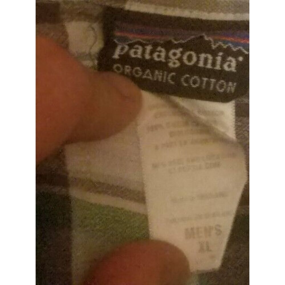 Patagonia Shirt Mens XL Organic Cotton Button Up Plaid Checkered Outdoor Flannel - Picture 3 of 4